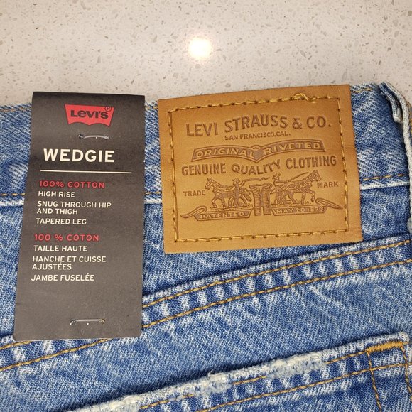 NEW WITH TAG - LEVI'S Premium Wedgie T28 - Picture 6 of 12